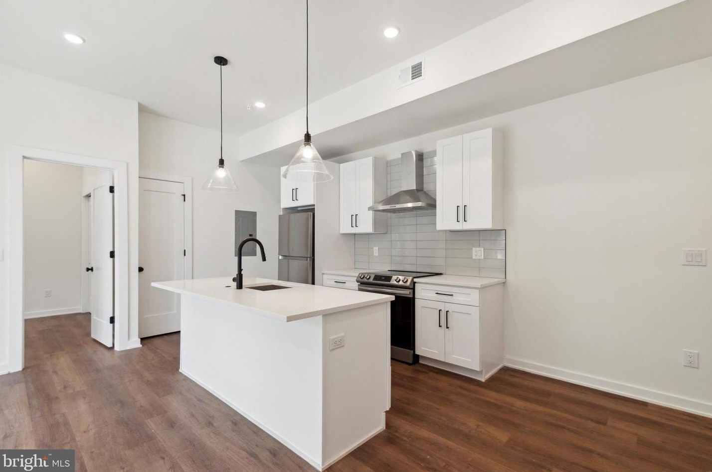 2513 N Howard St #101, Philadelphia, PA 19133
