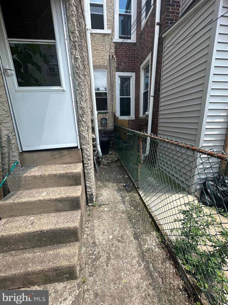 3258 Philip St, Philadelphia PA 19147-6001 exterior