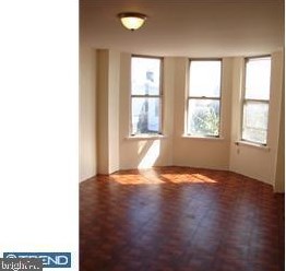 6420 Woodland Ave, Philadelphia, PA 19142-2323