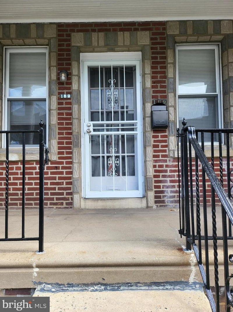 169 W Raymond St, Philadelphia, PA 19140