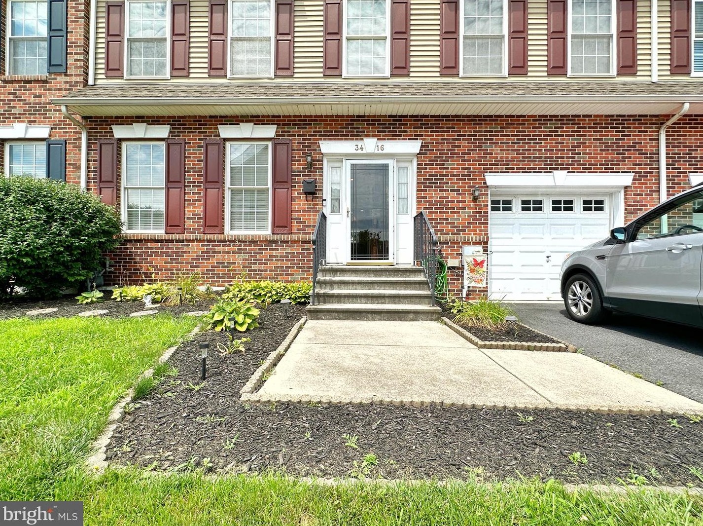 3416 Prima Ct, Philadelphia, PA 19145-5700