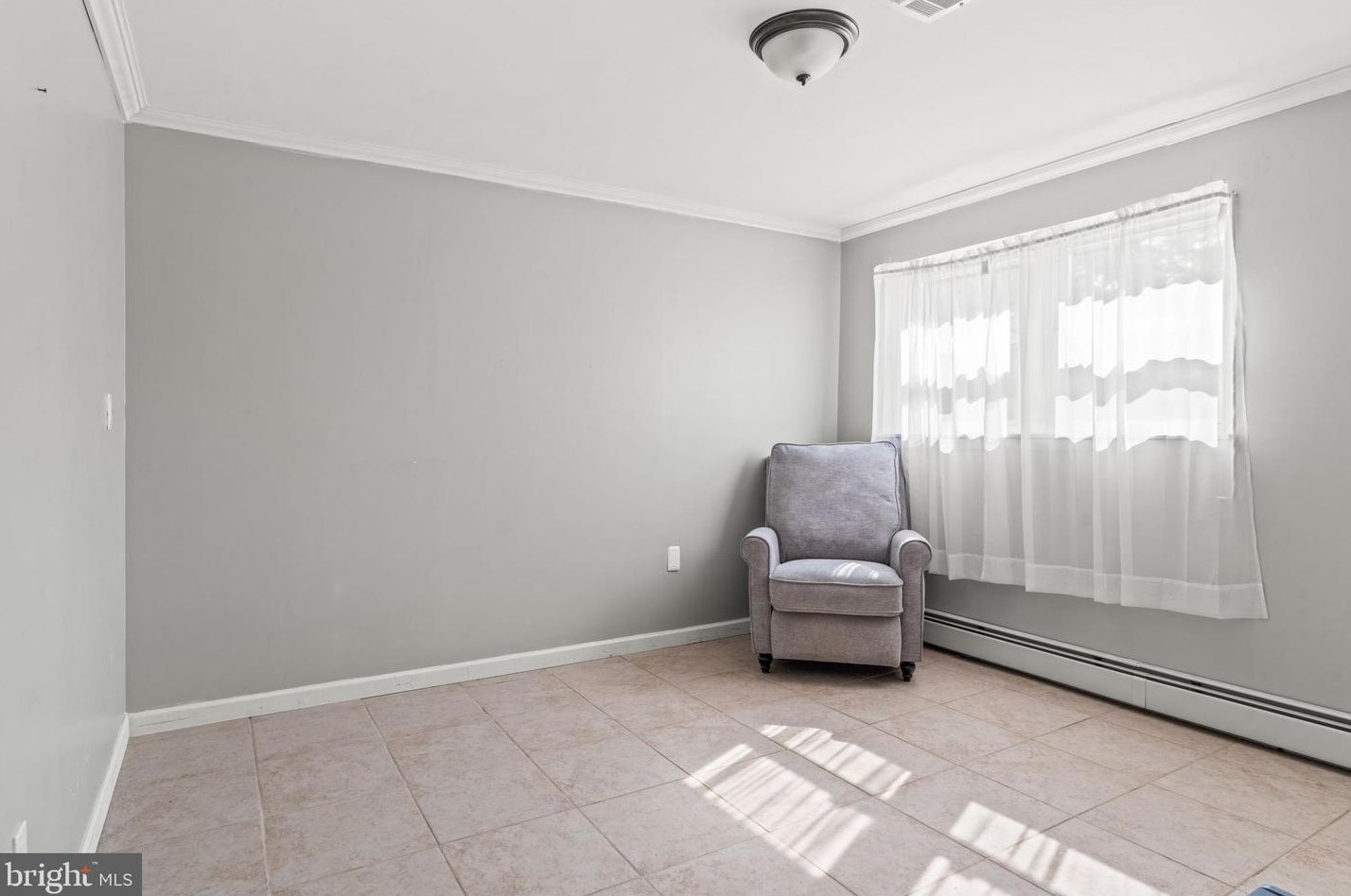 9016 Cargill Ln, Philadelphia PA 19115-4004 exterior