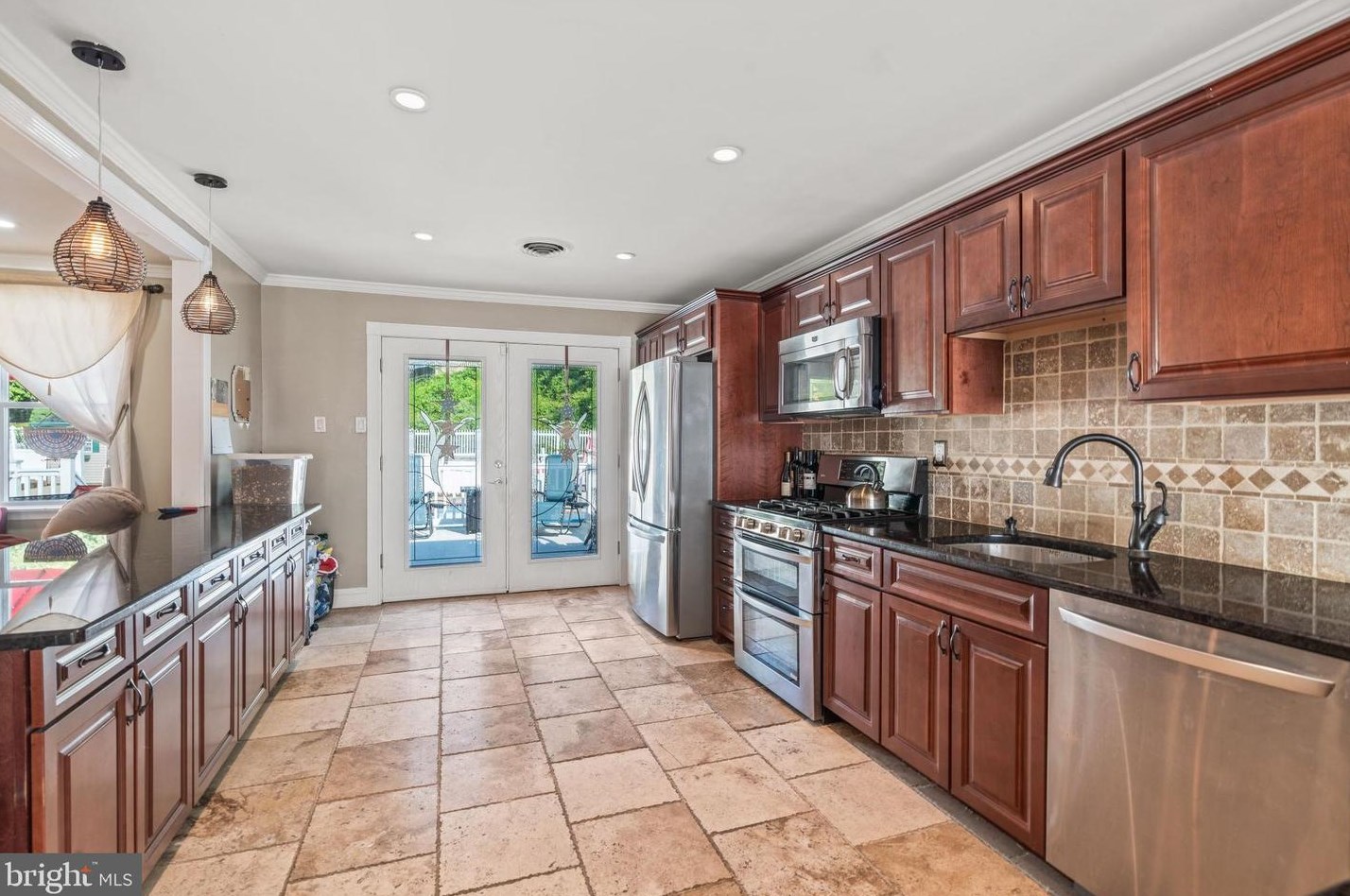 9016 Cargill Ln, Philadelphia PA 19115-4004 exterior