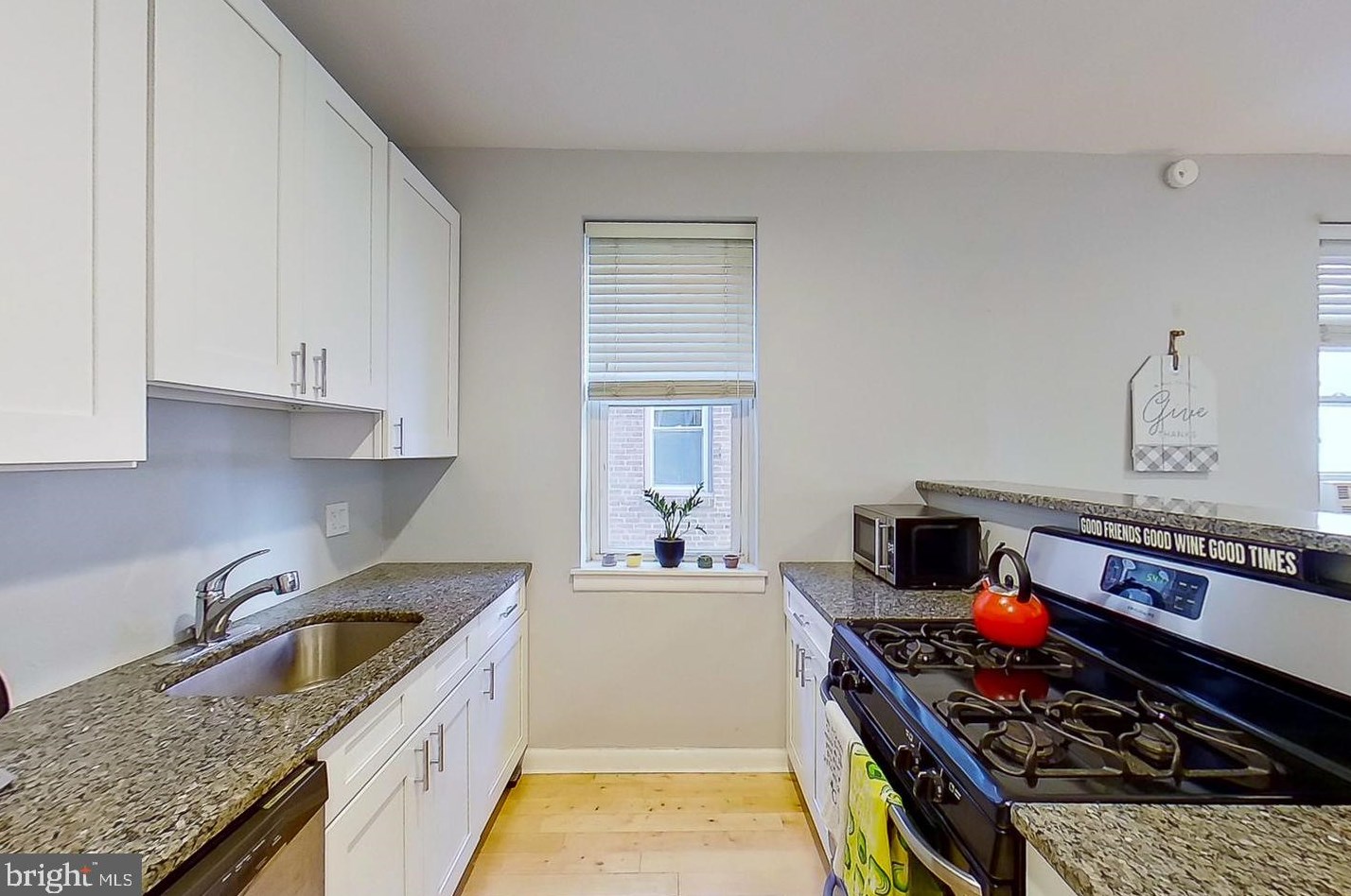 973 N Lawrence St #unit B, Philadelphia, PA 19123