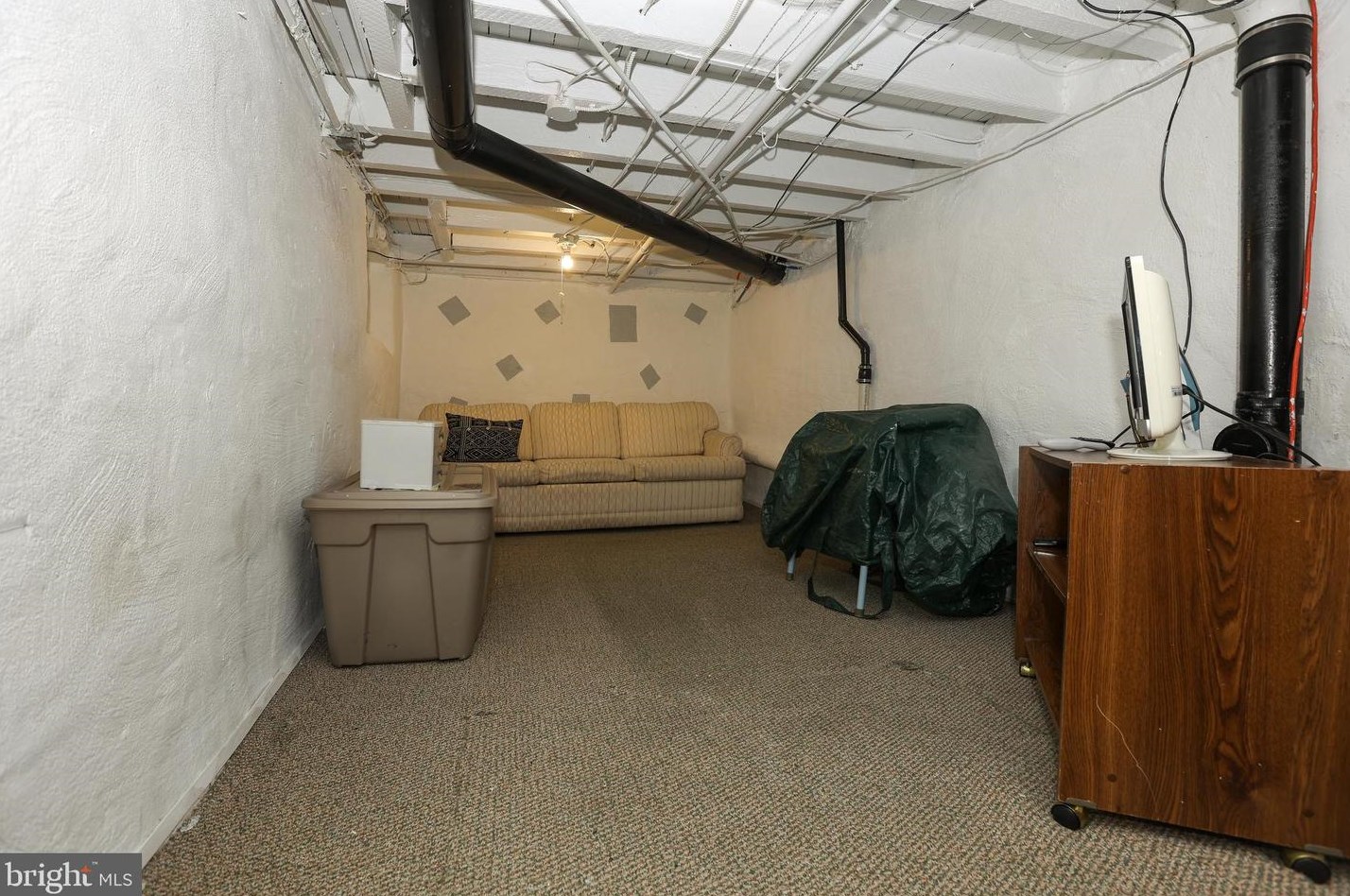 5715 Baynton St, Philadelphia PA 19144-1849 exterior