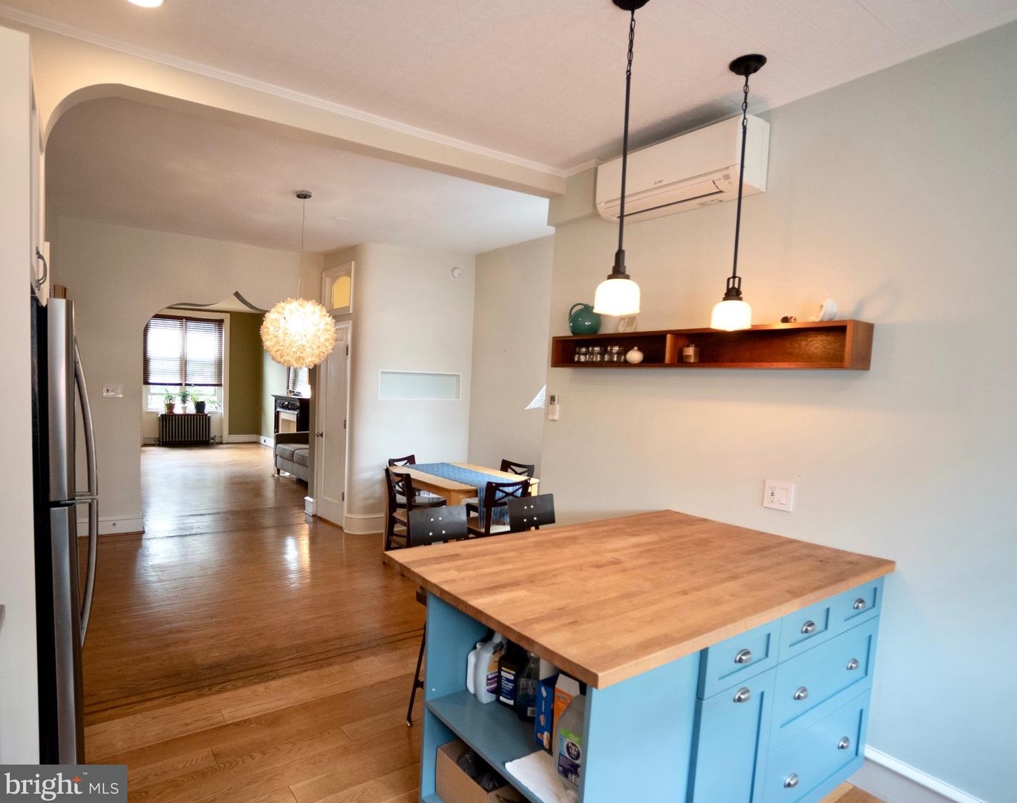 1115 Wolf St, Philadelphia PA 19148-3022 exterior