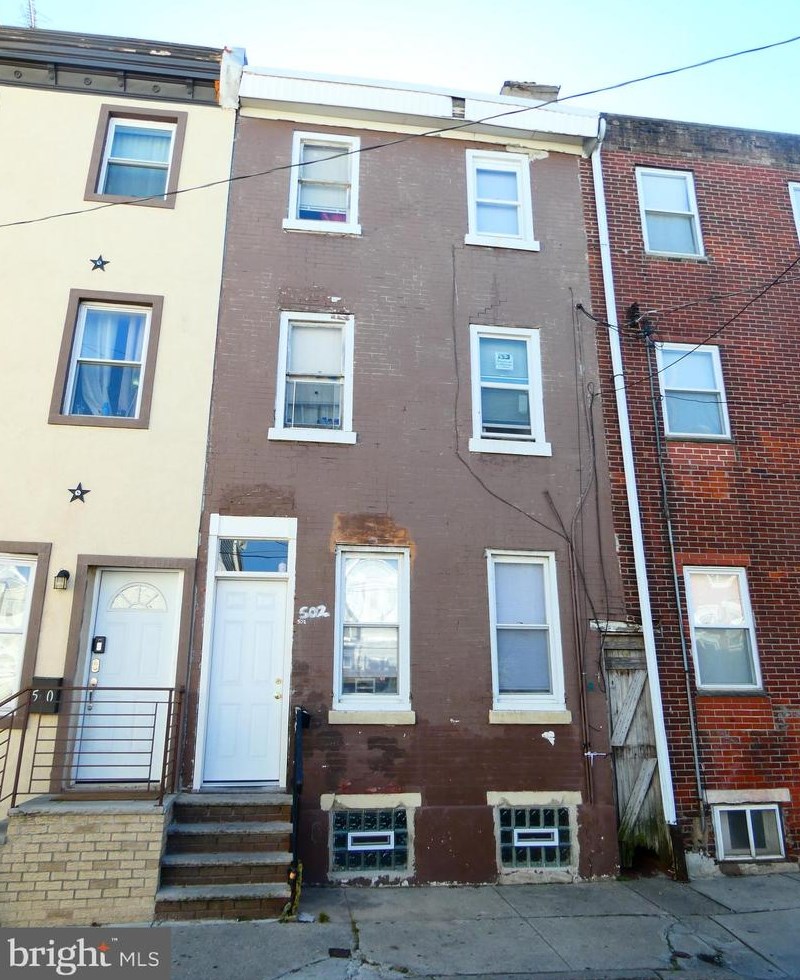 502 Mountain St, Philadelphia, PA 19148-1229