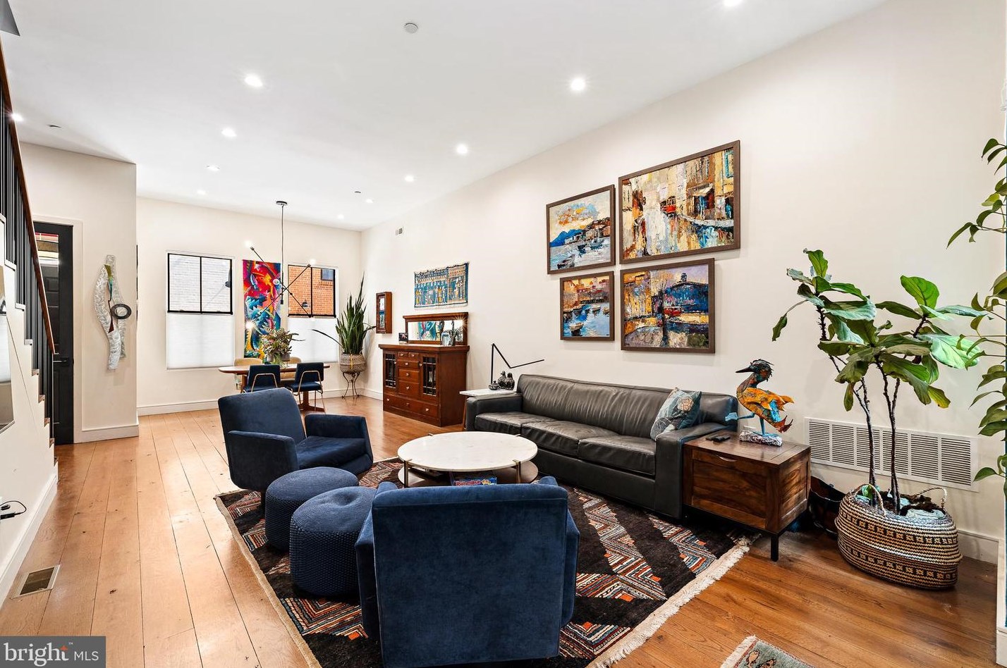 1714 Melon St, Philadelphia PA 19130-3303 exterior