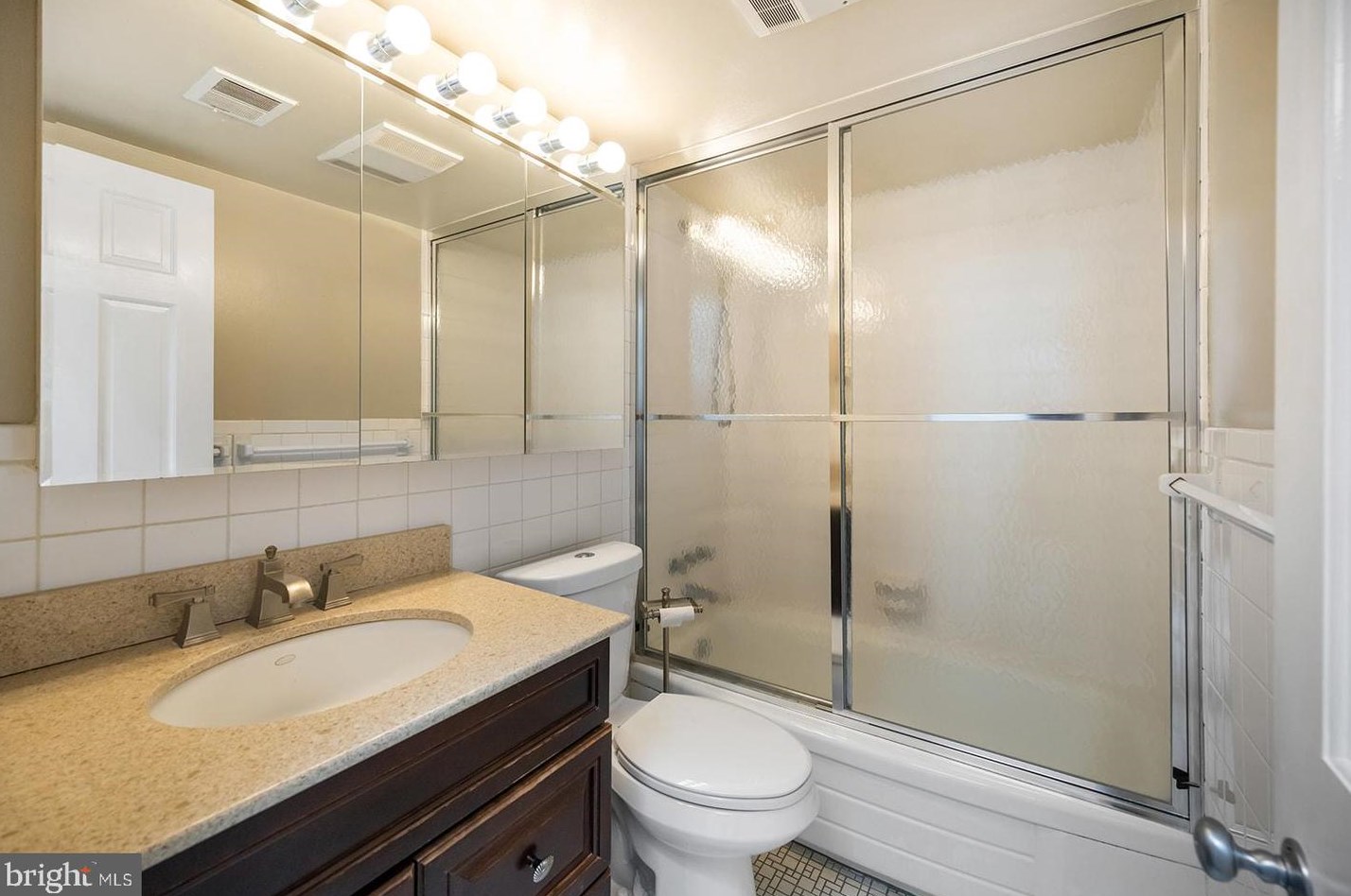 1123 Rodman St, Philadelphia PA 19146-1359 exterior