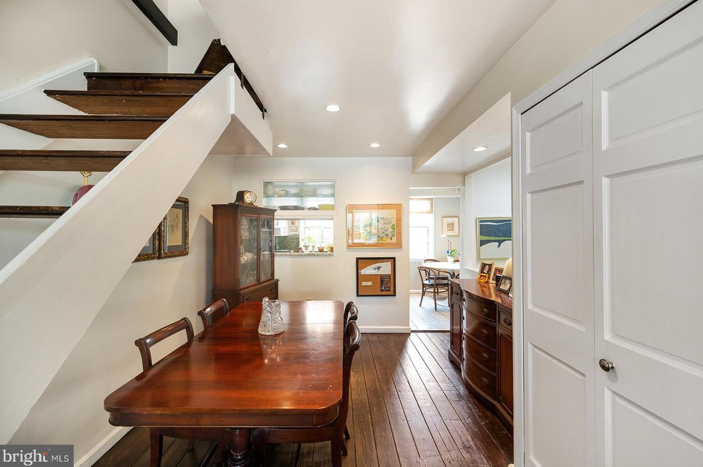 1123 Rodman St, Philadelphia PA 19146-1359 exterior