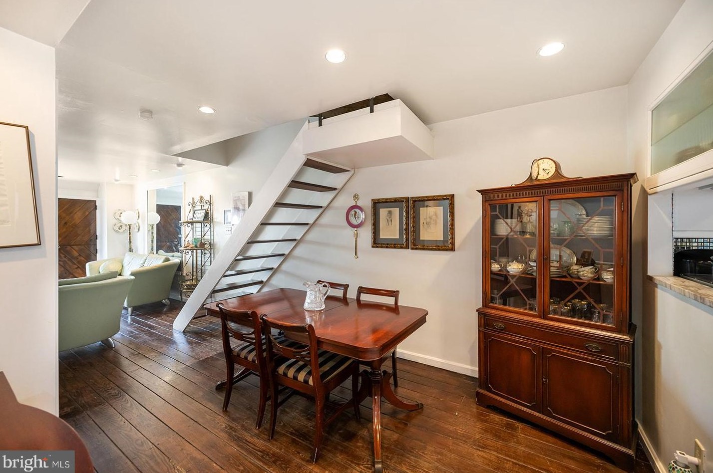 1123 Rodman St, Philadelphia PA 19146-1359 exterior