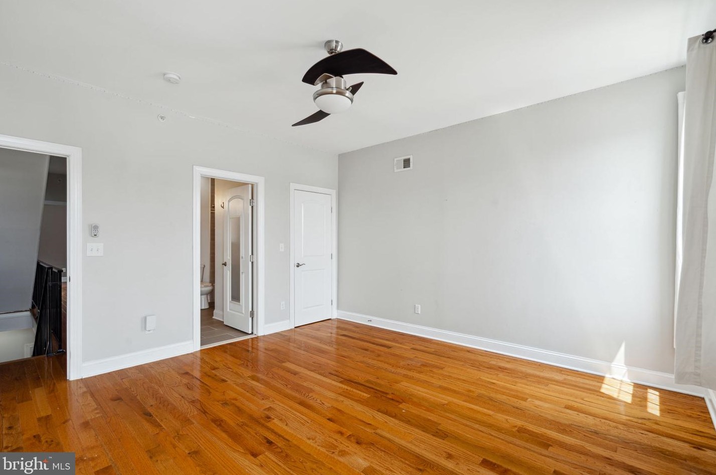 538 Mifflin St, Philadelphia PA  19148-1825 exterior