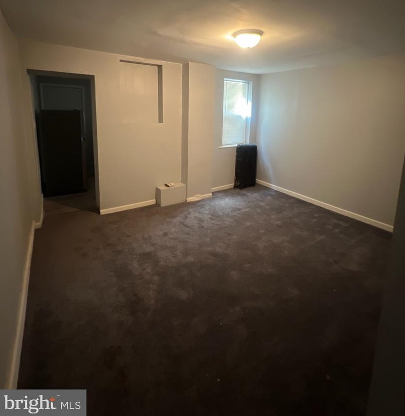 467 Penn St, Philadelphia, PA 19144-5882