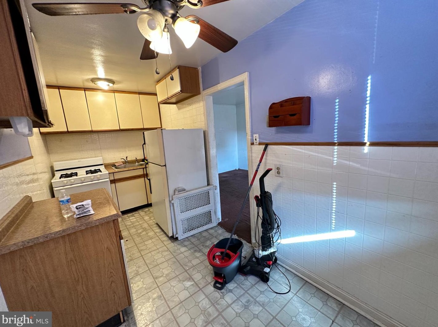 4817 Levick St, Philadelphia, PA 19135-3340