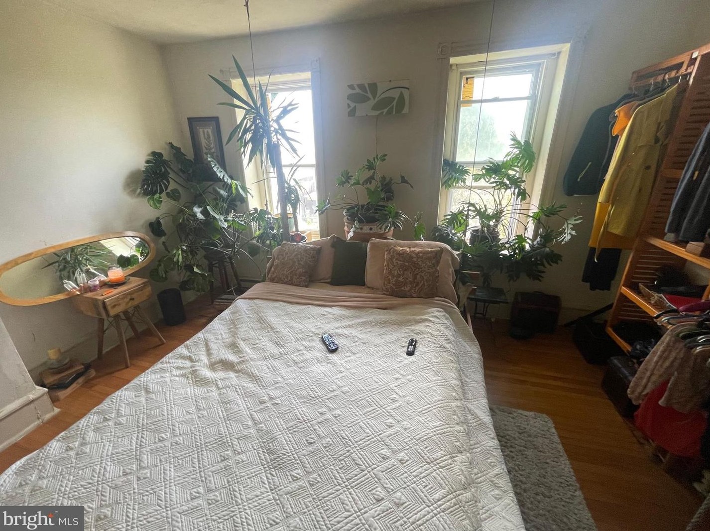 443 Walnut Ln, Philadelphia PA  19144-1054 exterior