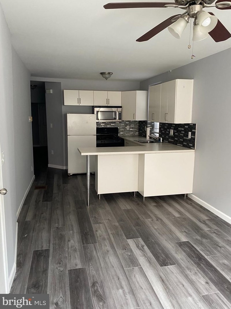 3260 Livingston St #1st Fl, Philadelphia, PA 19134