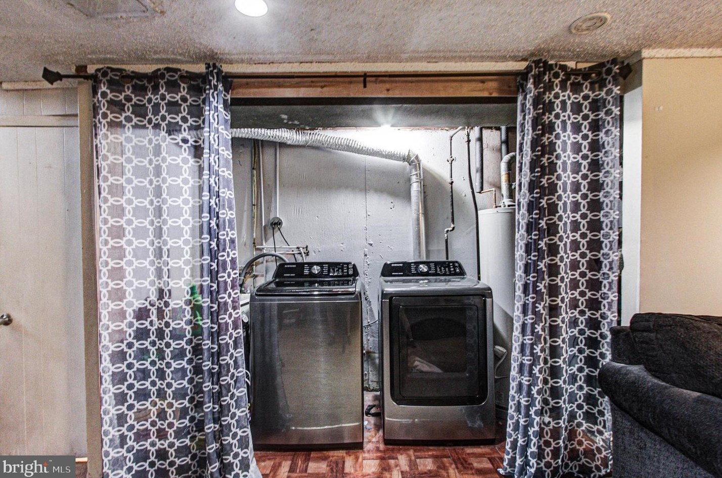 4276 Lawnside Rd, Philadelphia PA 19154-2804 exterior