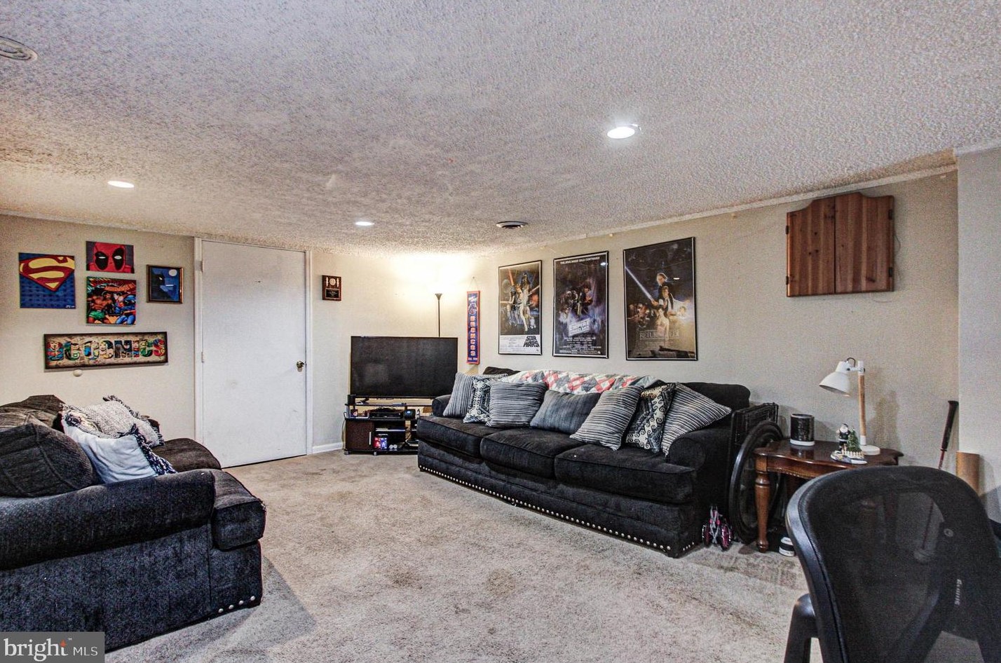 4276 Lawnside Rd, Philadelphia PA 19154-2804 exterior