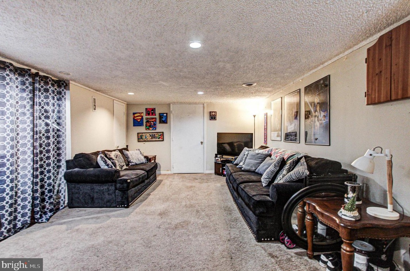 4276 Lawnside Rd, Philadelphia PA 19154-2804 exterior