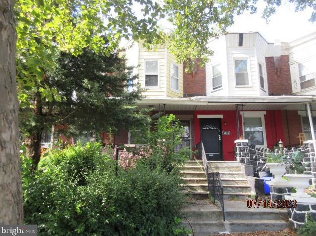 6122 Walnut St, Philadelphia, PA 19139-3704