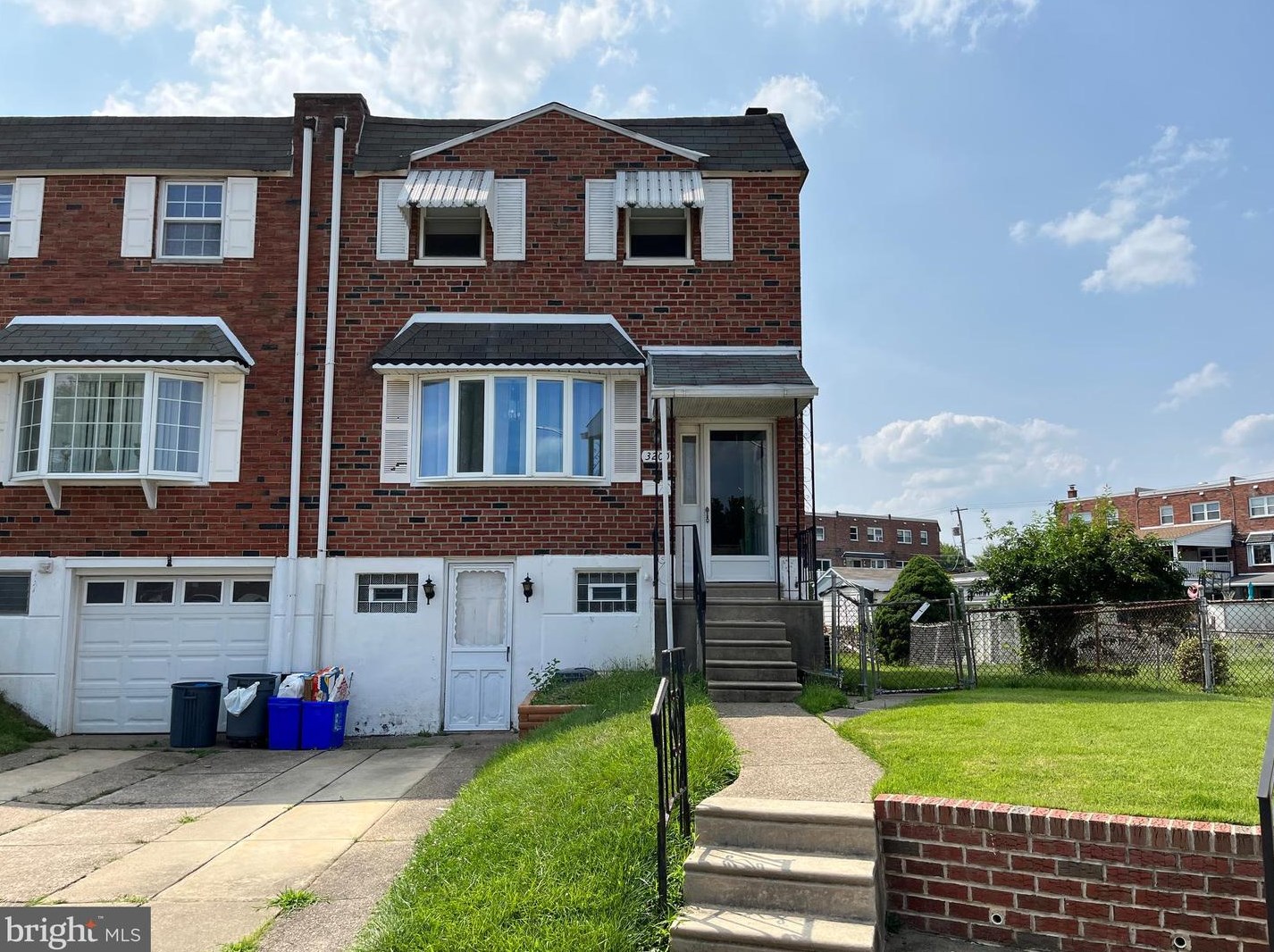 3200 Atmore Rd, Philadelphia, PA 19154-1402