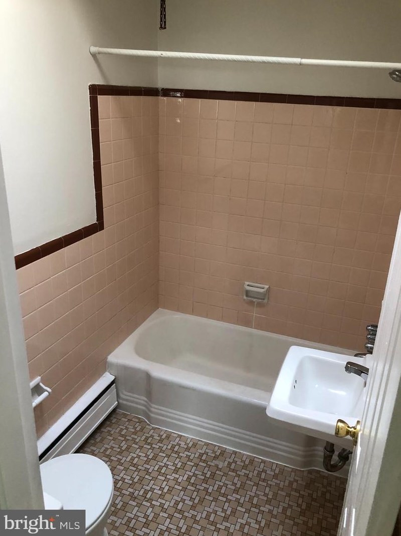 208 Furley St, Philadelphia PA 19120-2335 exterior