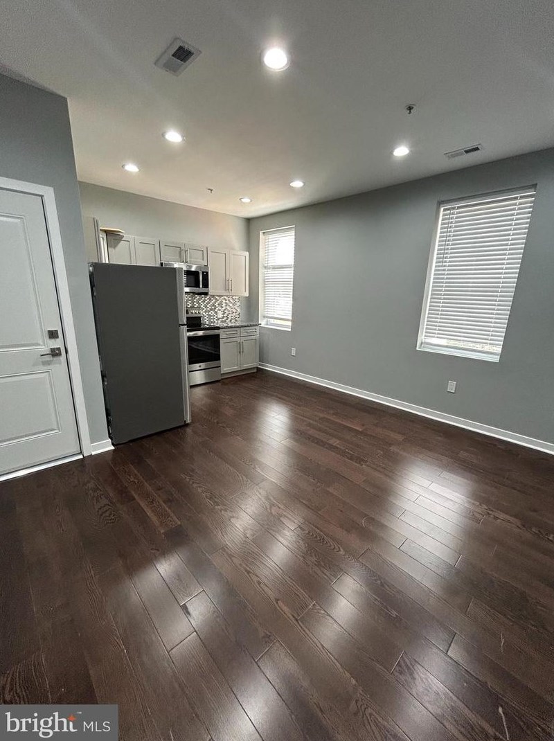 1801 W Venango St #4, Philadelphia, PA 19140