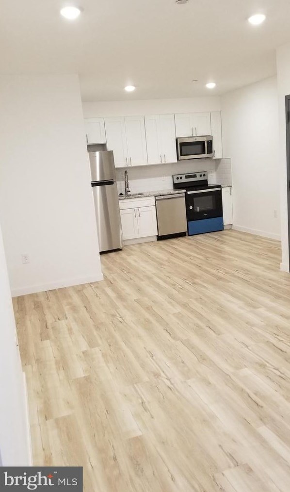 247 S 16th St #6, Philadelphia, PA 19102