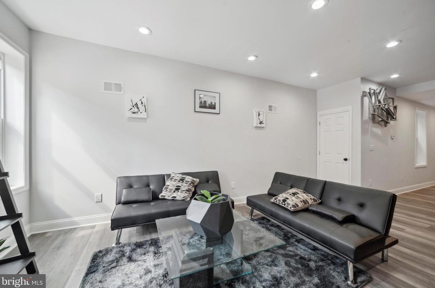 1215 Ringgold St, Philadelphia PA  19121-4827 exterior