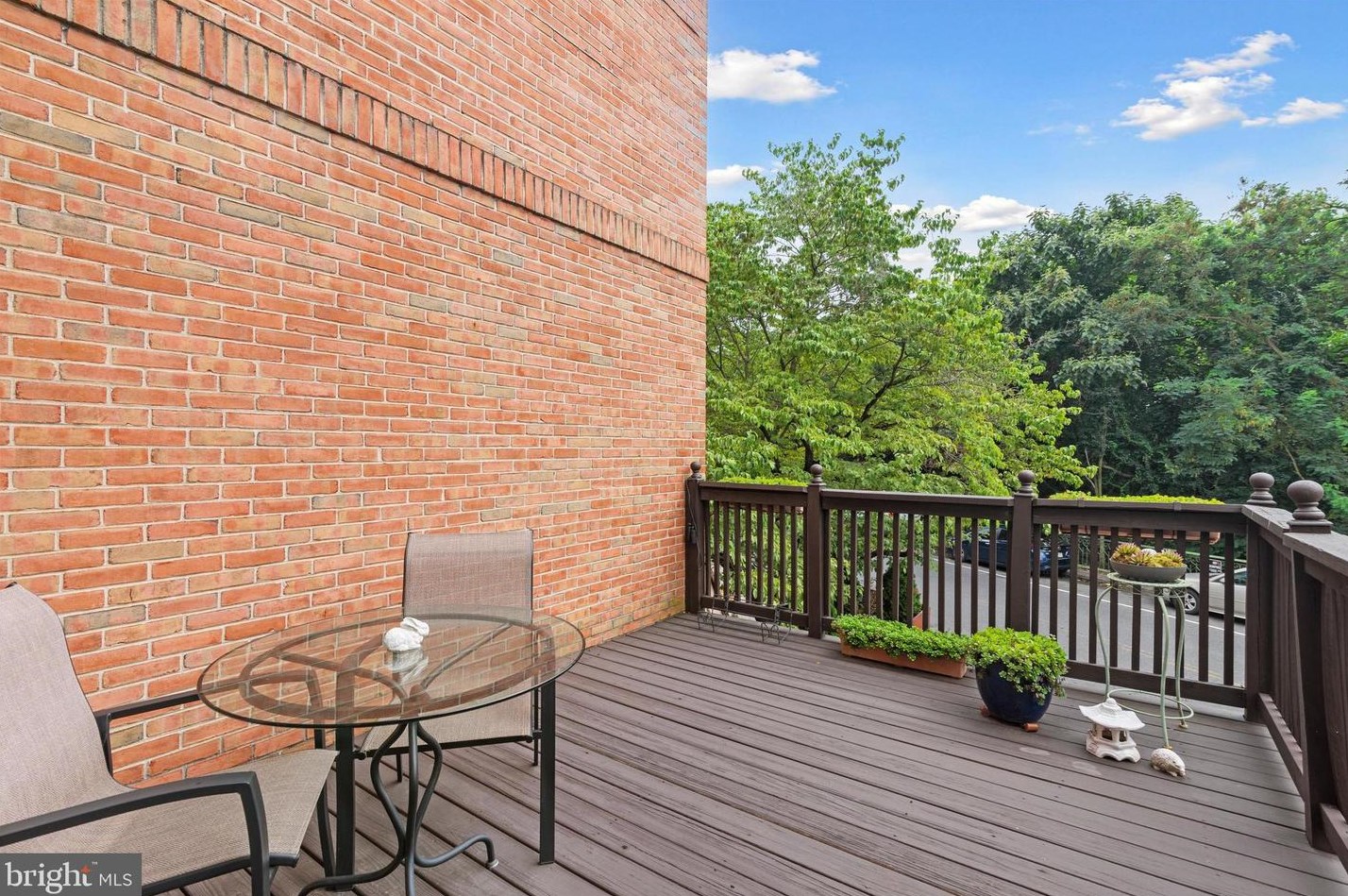 2819 Pennsylvania Ave, Philadelphia PA 19130-1711 exterior