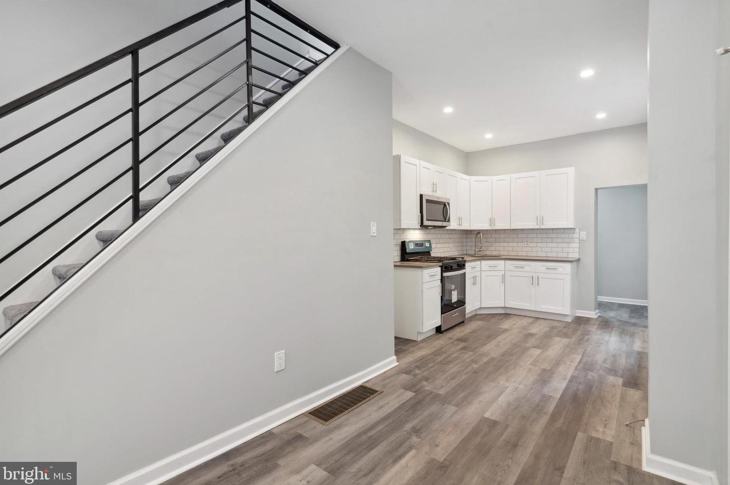 1725 Newkirk St, Philadelphia PA  19145-1626 exterior