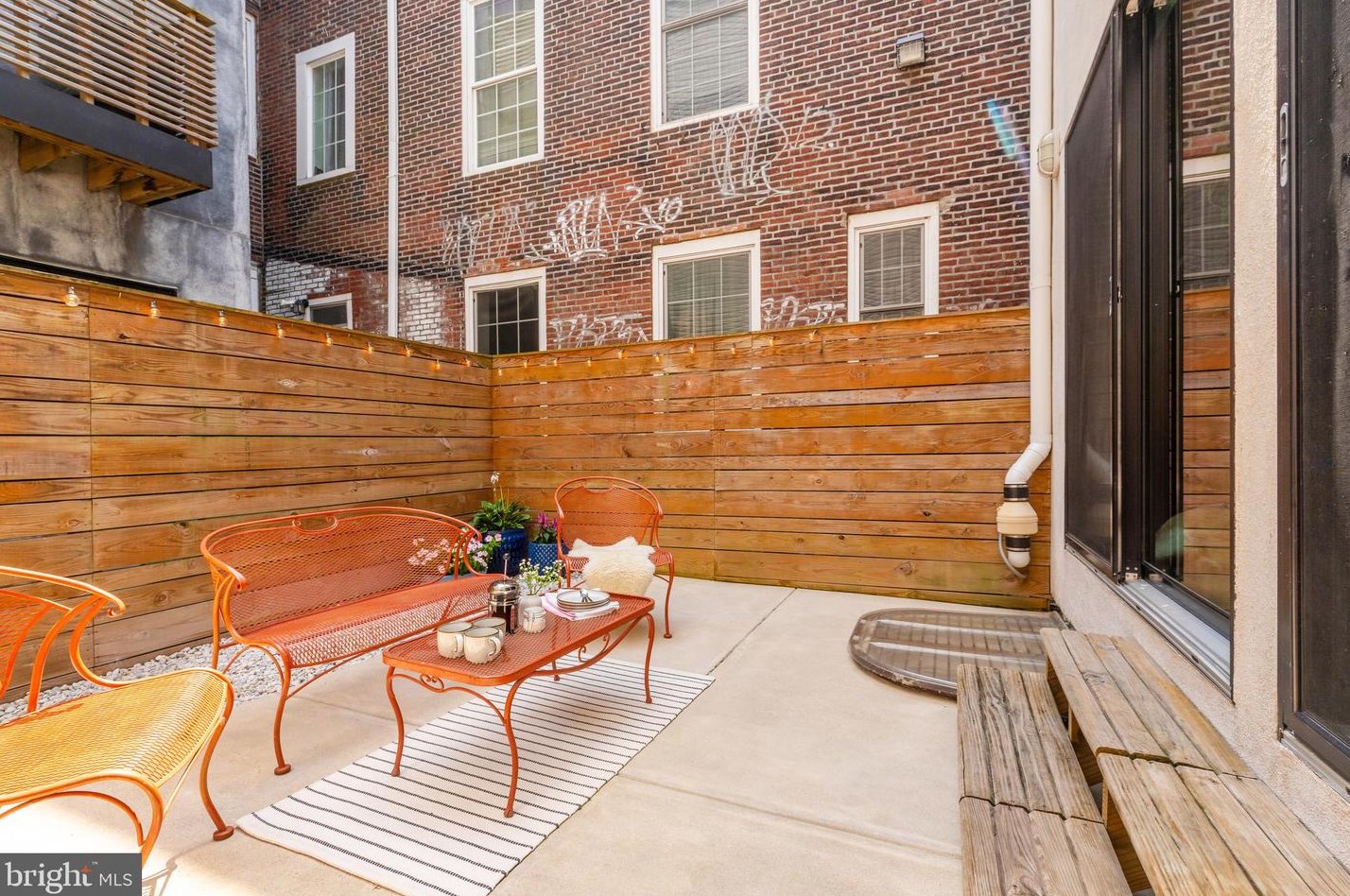 2227 Blair St, Philadelphia PA 19125-2001 exterior