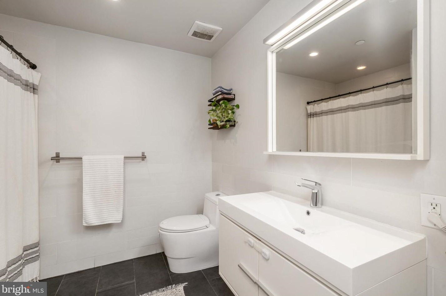 2227 Blair St, Philadelphia PA 19125-2001 exterior