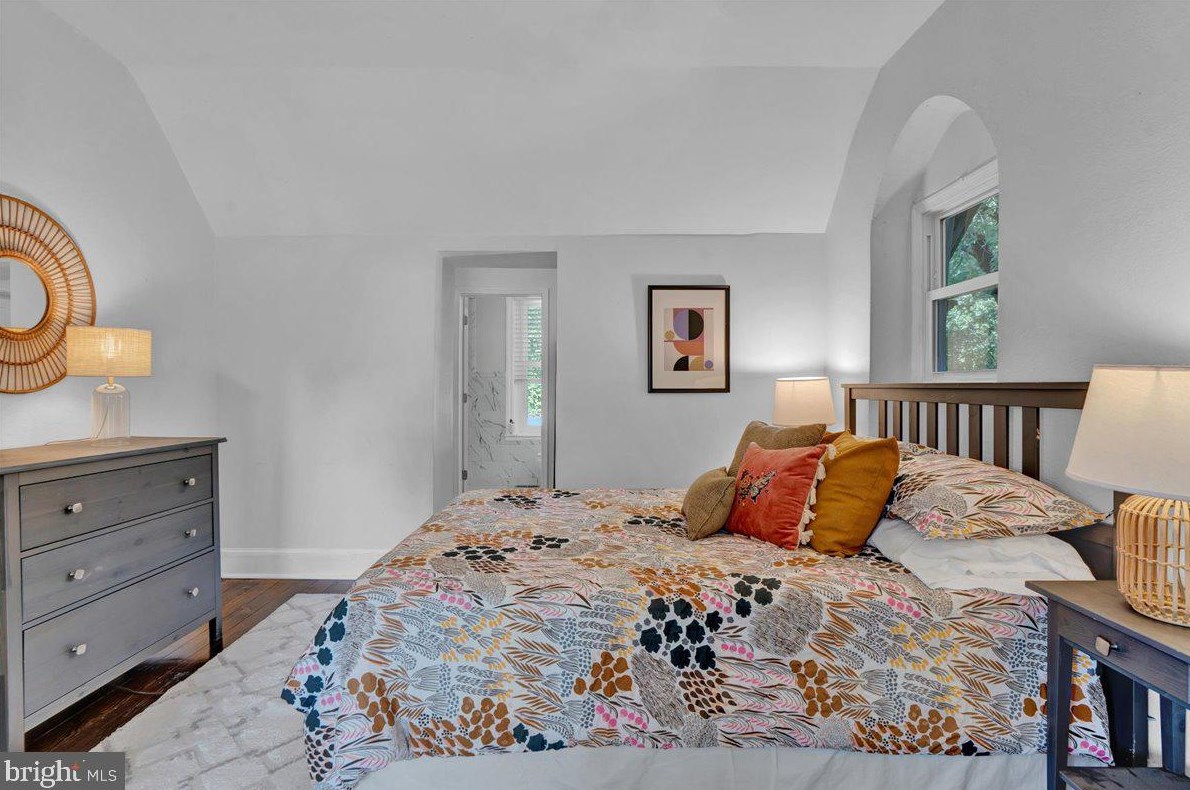 5545 Morton St, Philadelphia PA 19144-1330 exterior