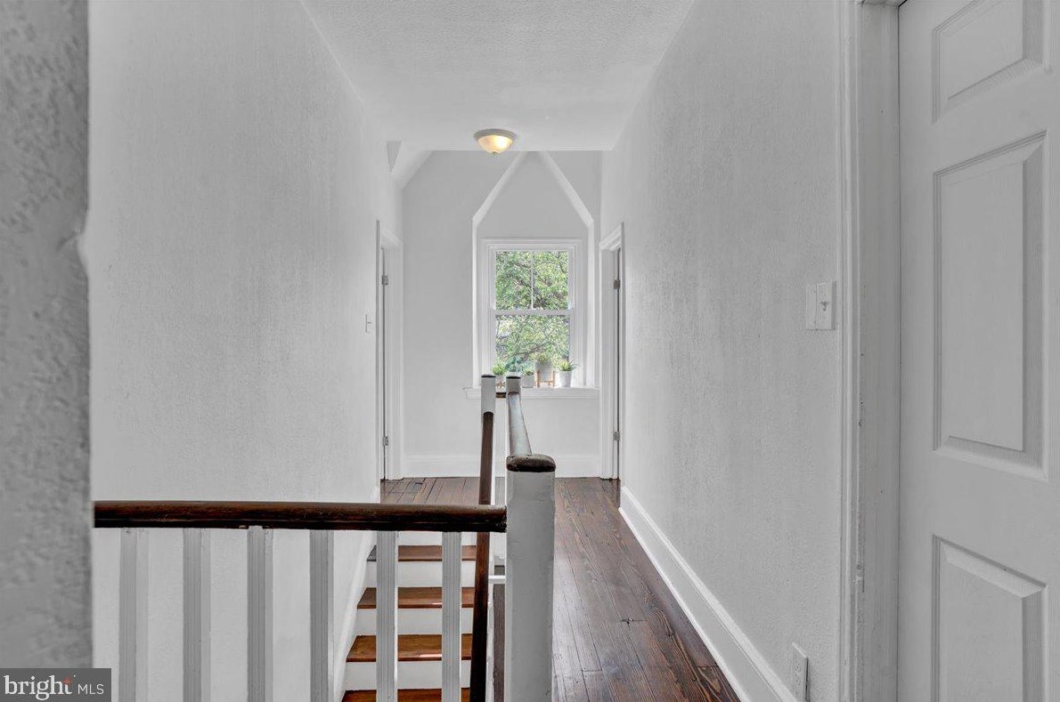 5545 Morton St, Philadelphia PA 19144-1330 exterior