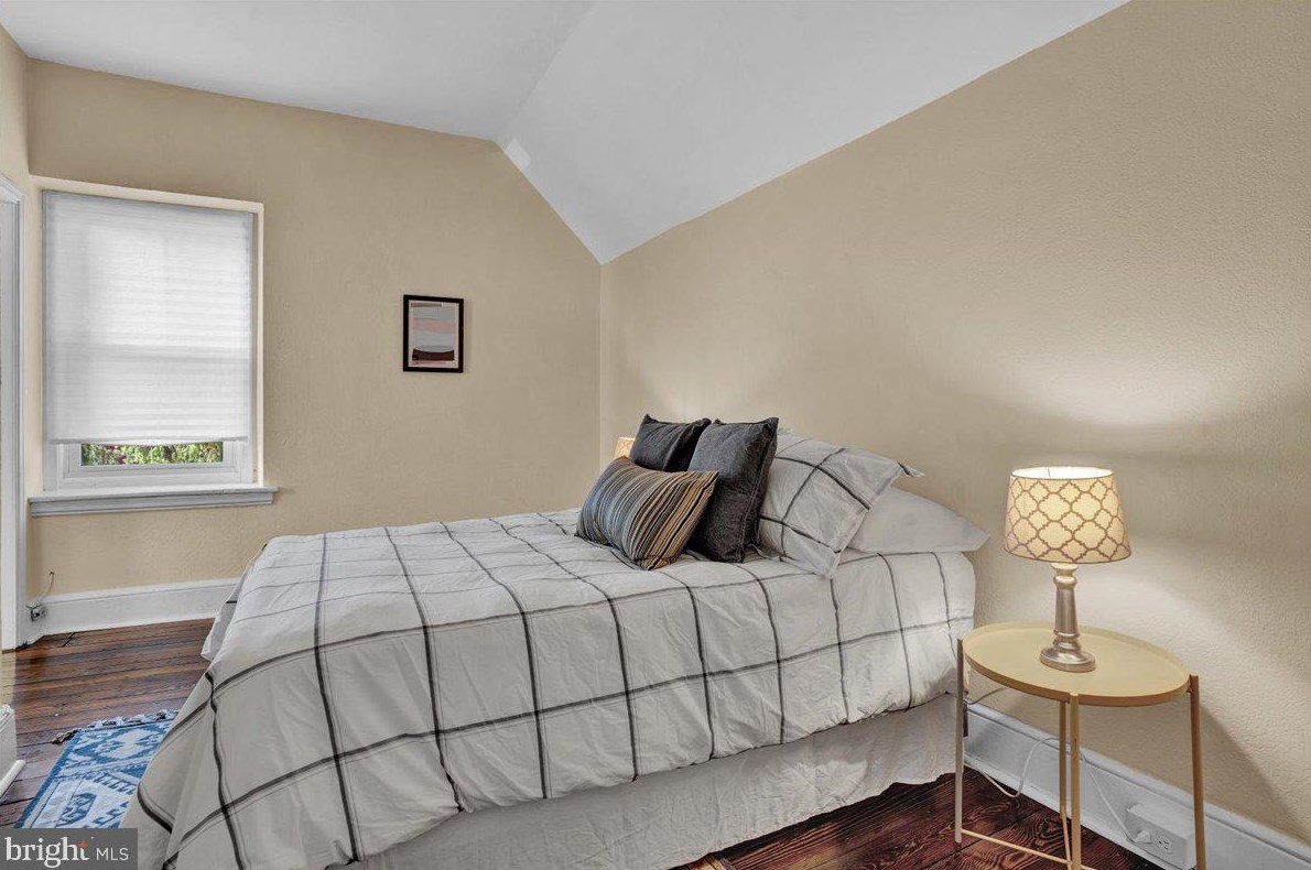 5545 Morton St, Philadelphia PA 19144-1330 exterior