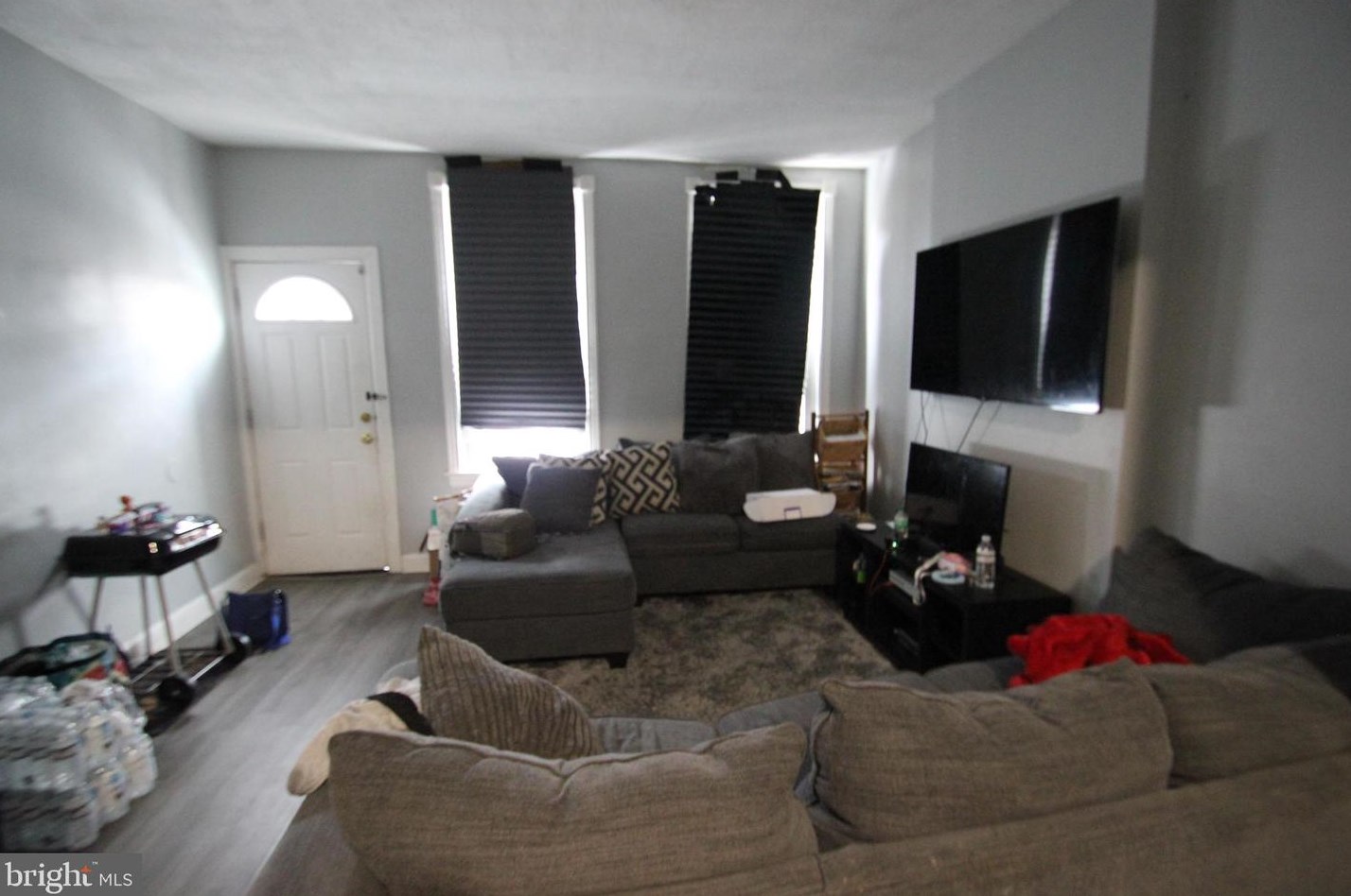 2055 Granite St, Philadelphia, PA 19124-2107