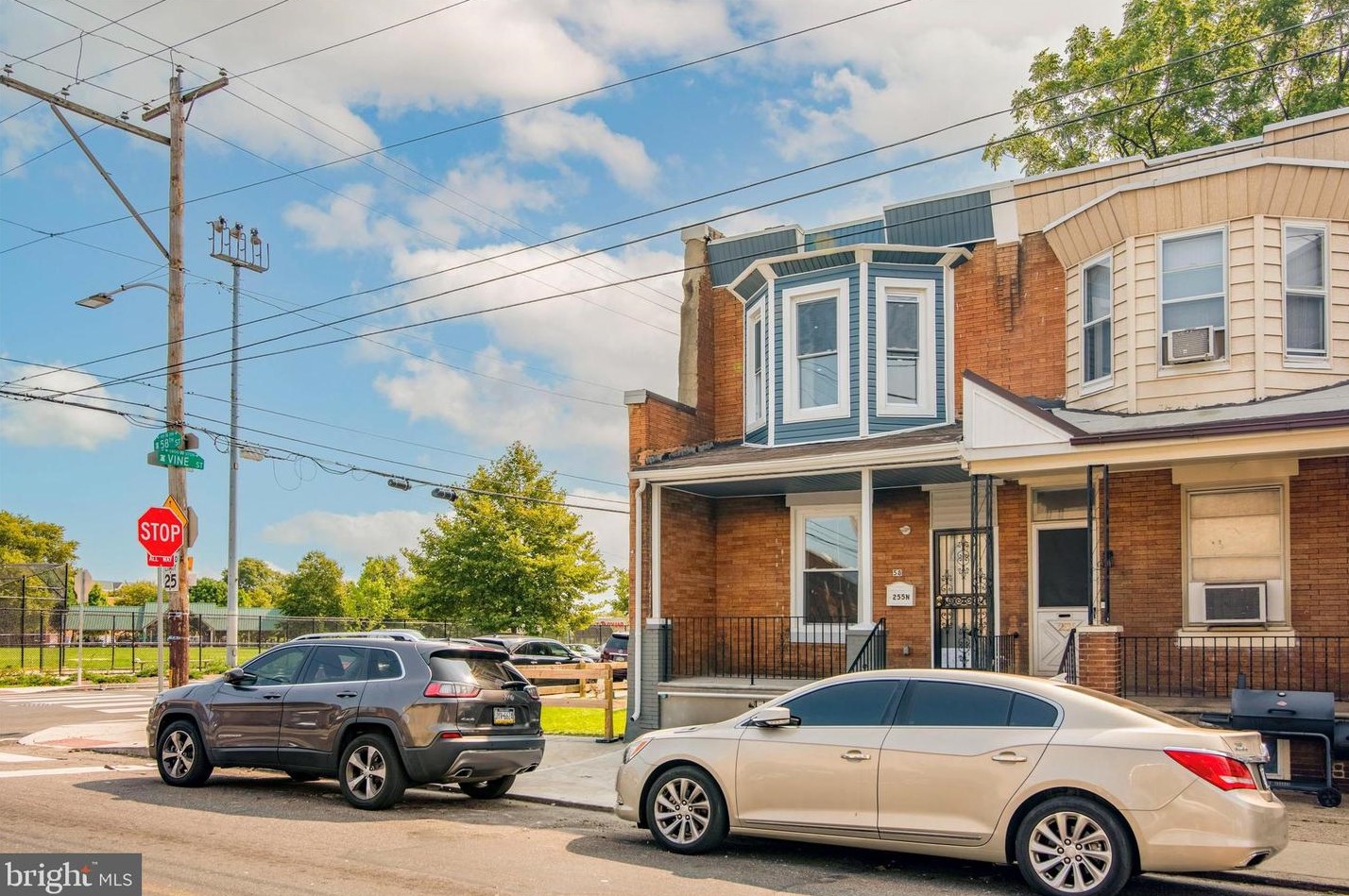 255 58th St, Philadelphia, PA 19139-3811