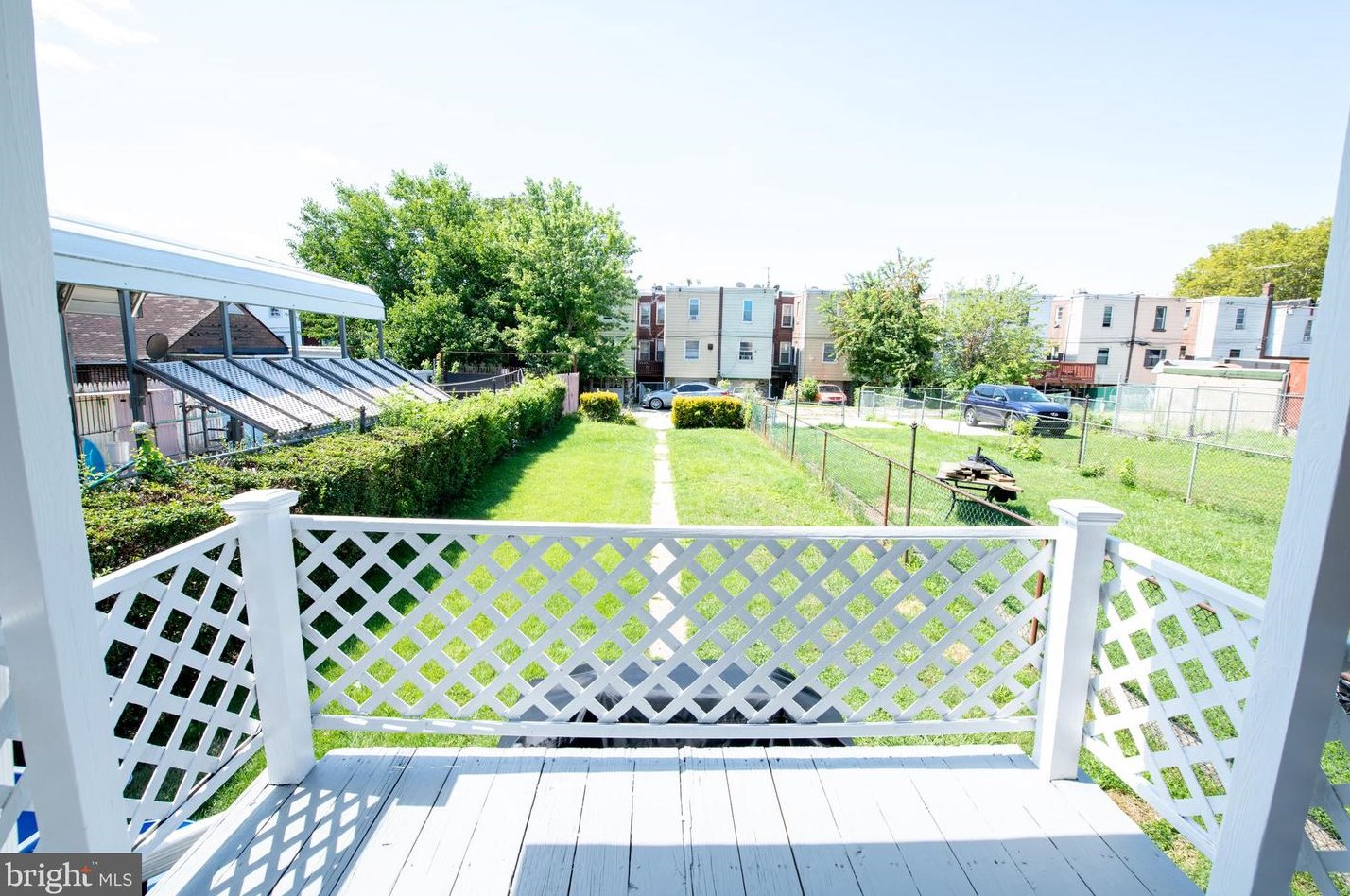 568 Sanger St, Philadelphia PA 19124-1106 exterior