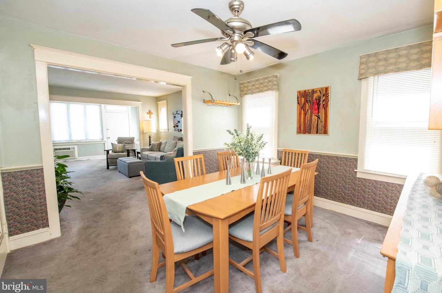 568 Sanger St, Philadelphia PA 19124-1106 exterior