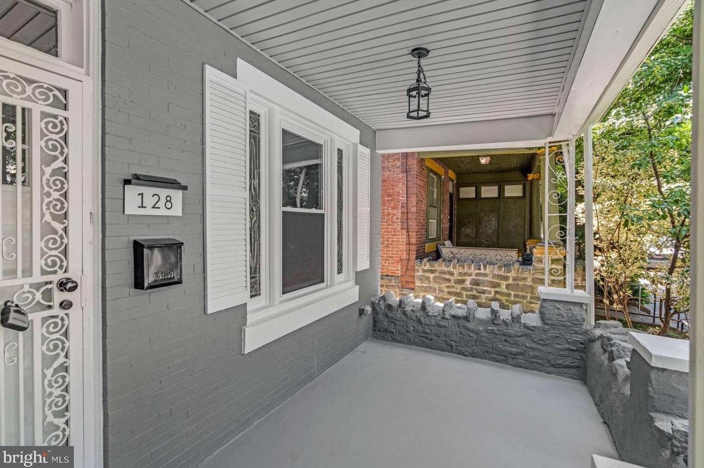 128 Wyneva St, Philadelphia, PA 19144-3632
