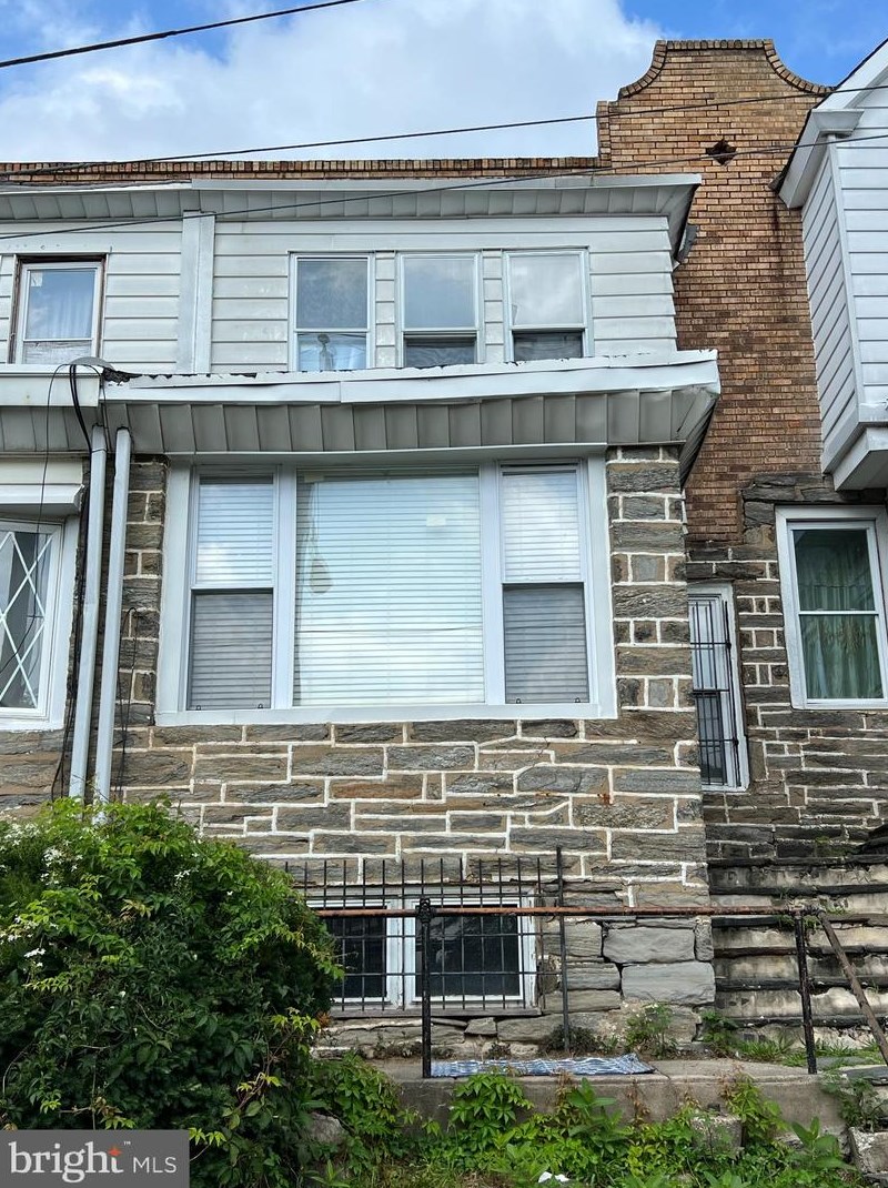 1833 S 68th St, Philadelphia, PA 19142