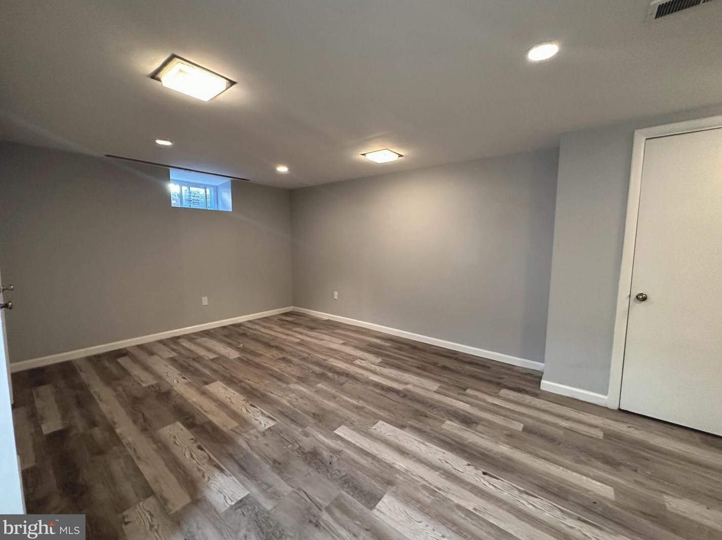 3210 Primrose Rd, Philadelphia PA  19114-2503 exterior