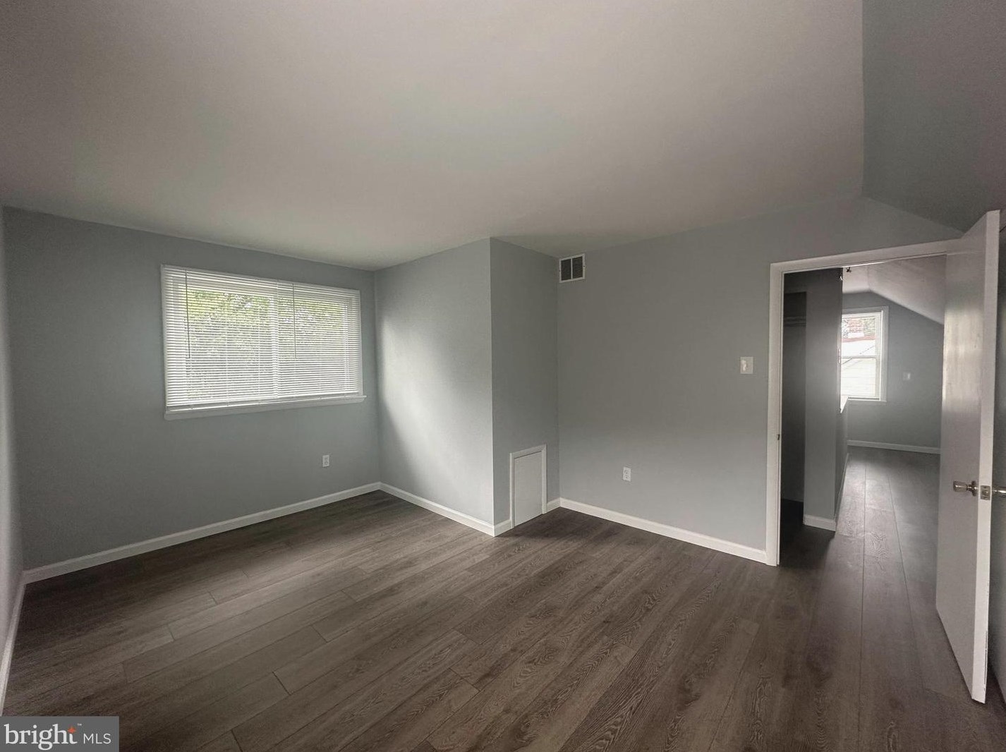 3210 Primrose Rd, Philadelphia PA  19114-2503 exterior