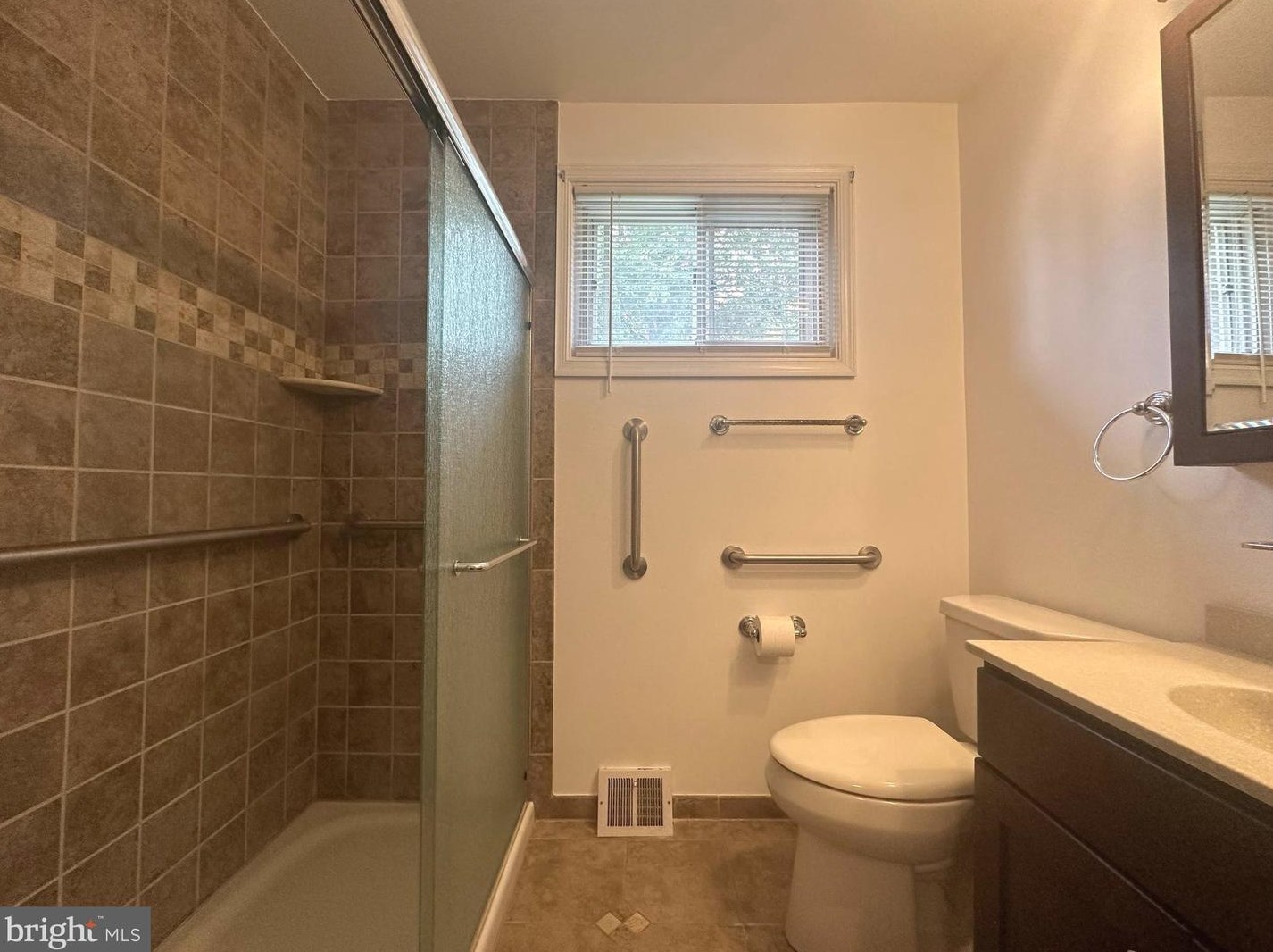 3210 Primrose Rd, Philadelphia PA  19114-2503 exterior