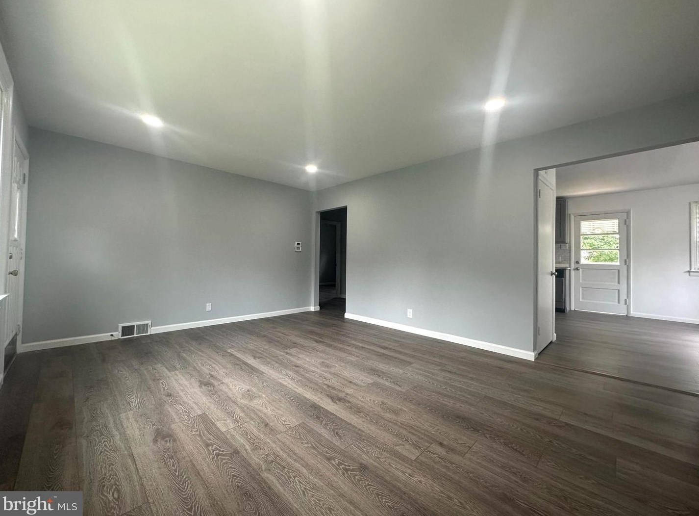 3210 Primrose Rd, Philadelphia PA  19114-2503 exterior