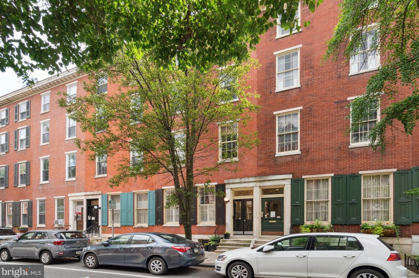 1716 Pine St, Philadelphia PA  19103-6779 exterior