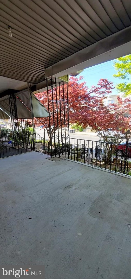 5854 Larchwood Ave #2nd Floor, Philadelphia, PA 19143