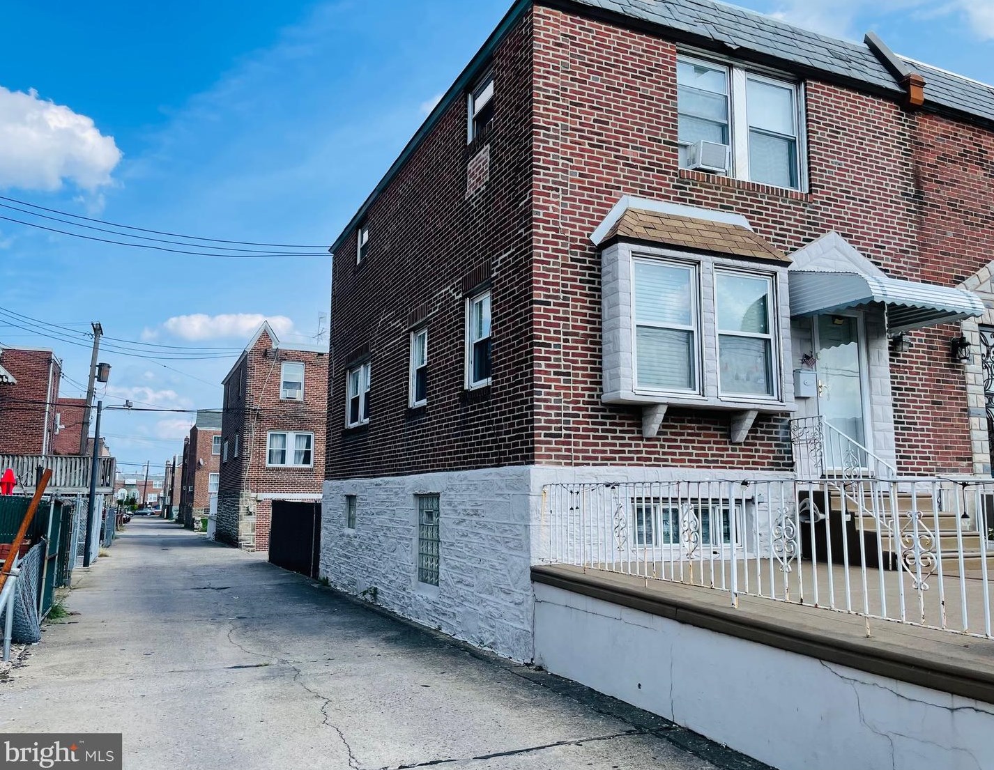 3943 I St, Philadelphia, PA 19124-5403