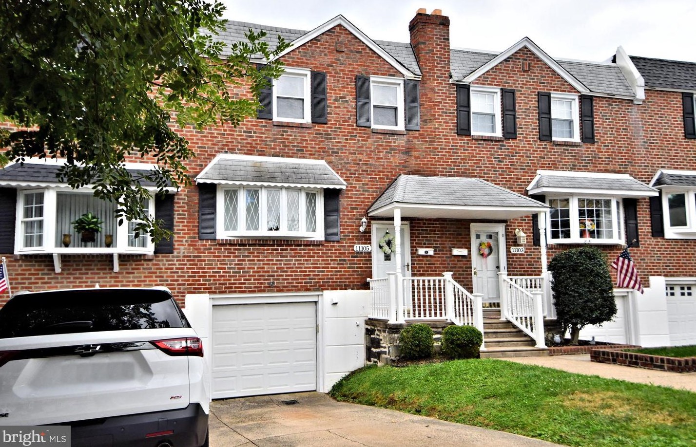 11105 Dora Dr, Philadelphia, PA 19154-3606